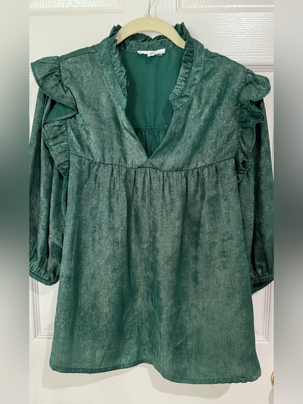 Women's Shimmer Ruffle V-Neck Blouse in Emerald